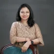 Portrait of Shalini Raghaviah, a communications coach and expert helping businesses create impactful and investor-ready pitches.