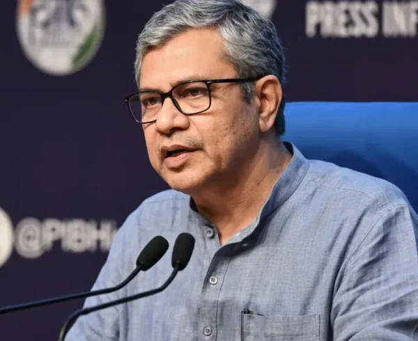 Ashwini Vaishnaw approves multiple ₹7172 crore projects across nine states and UTs!