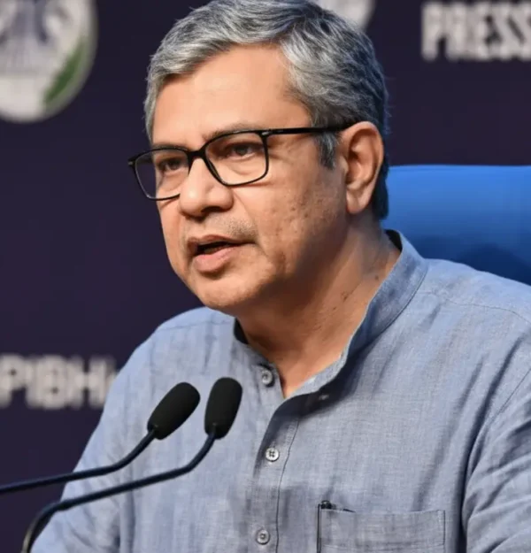 Ashwini Vaishnaw approves multiple ₹7172 crore projects across nine states and UTs!