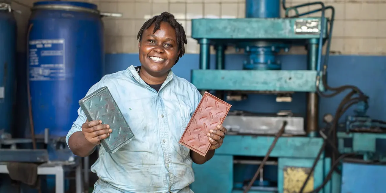 plastic waste Gjenge Makers