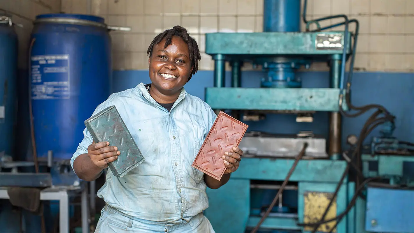 plastic waste Gjenge Makers