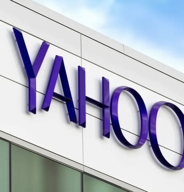How Yahoo Lost the Internet: The Missed Decisions That Crushed a $125 Billion Giant
