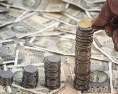 rupee weakens crude oil